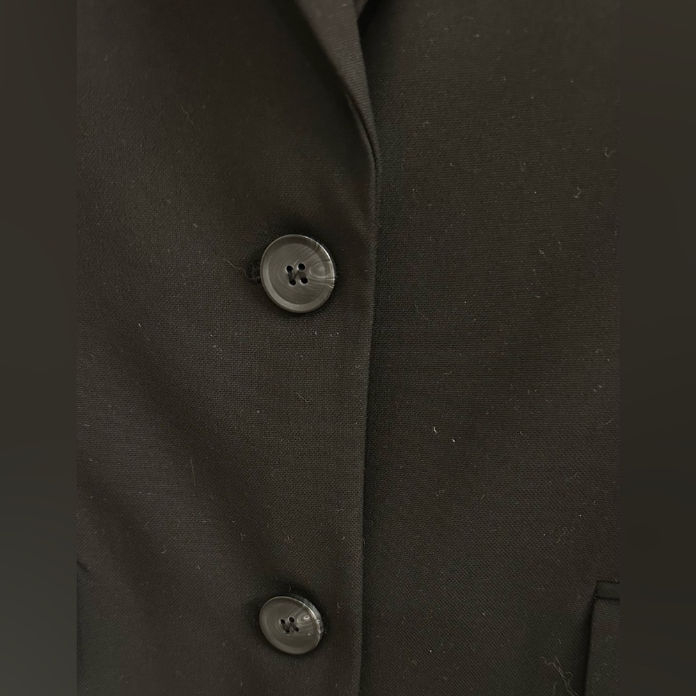 H&M Classic Black Women's Blazer - Picture 3 of 6